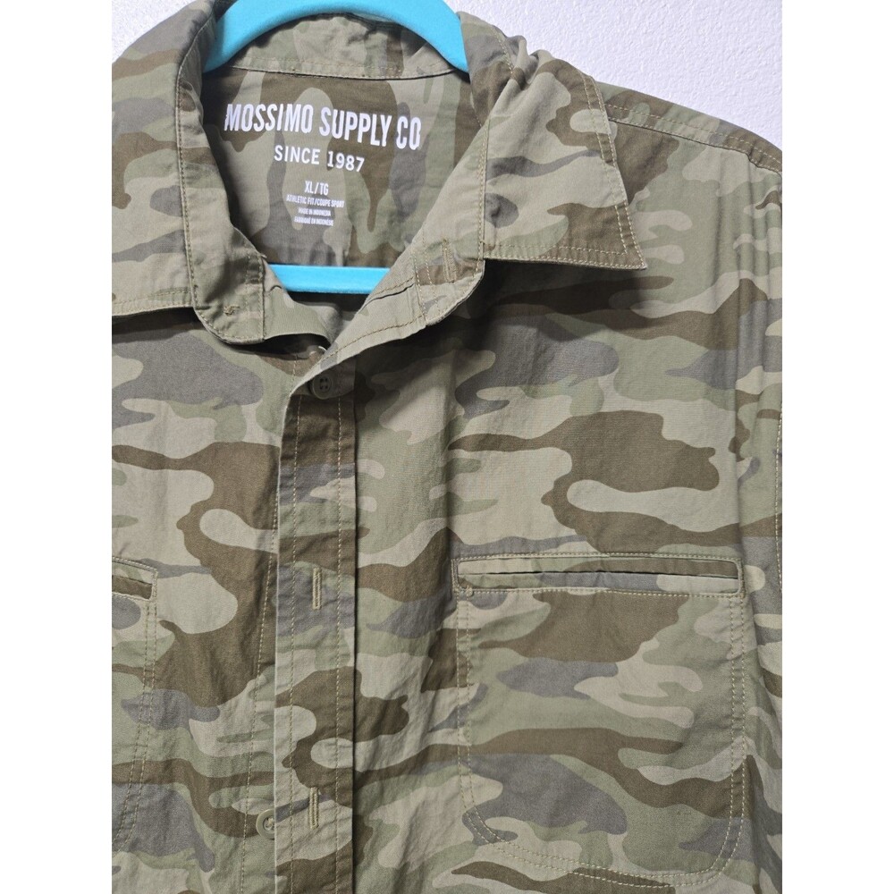 Mossimo Supply Co Camouflage Button Down Shirt Womens XL 15/17 Camo Long Sleeve